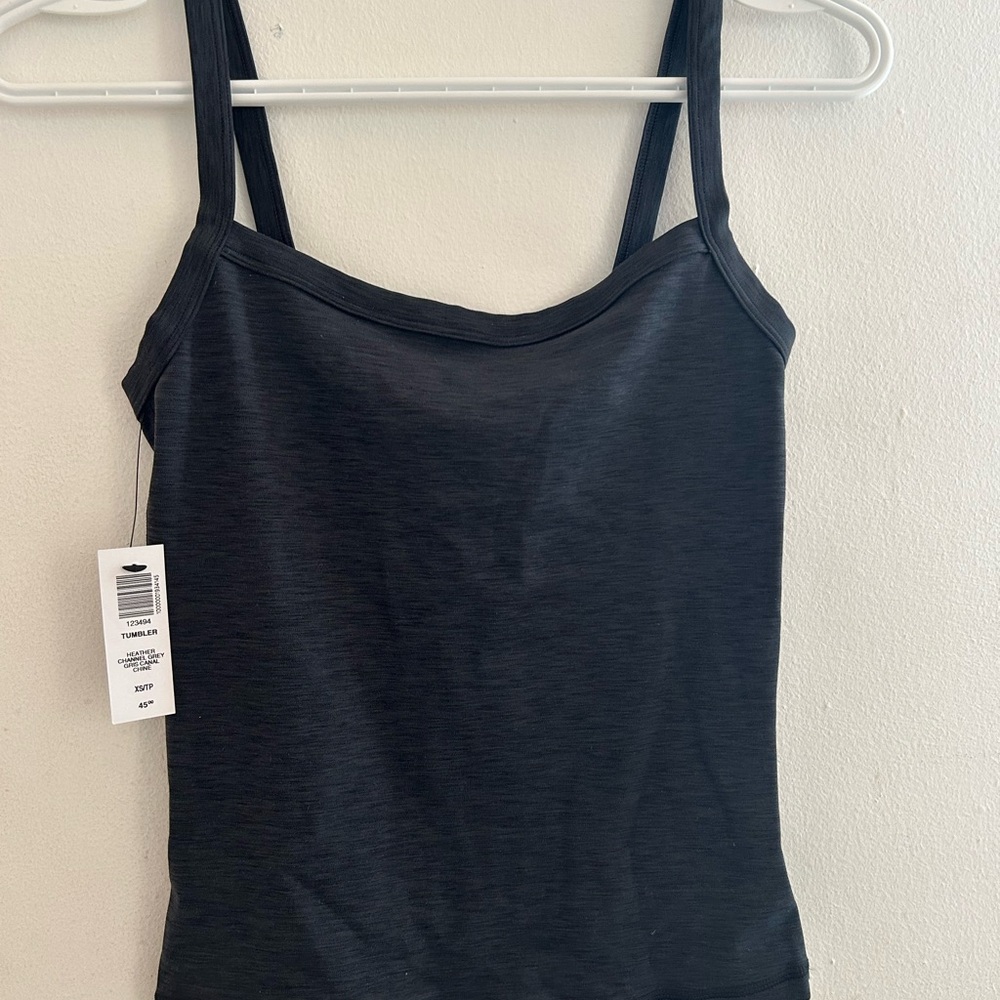 Aritzia Golden BUTTER Tumbler Tank - Picture 4 of 6